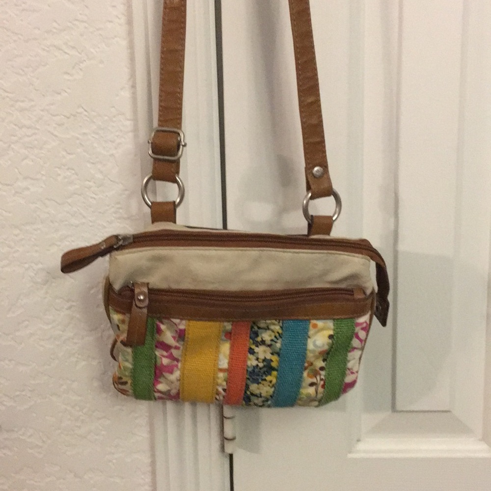 4/$50 relic Crossbody purse